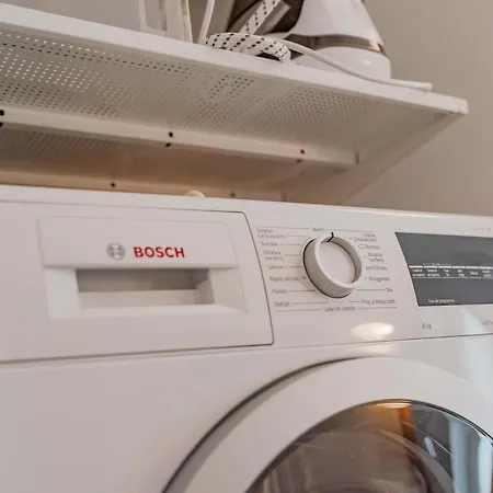 Nuvole Bianche * تورينو