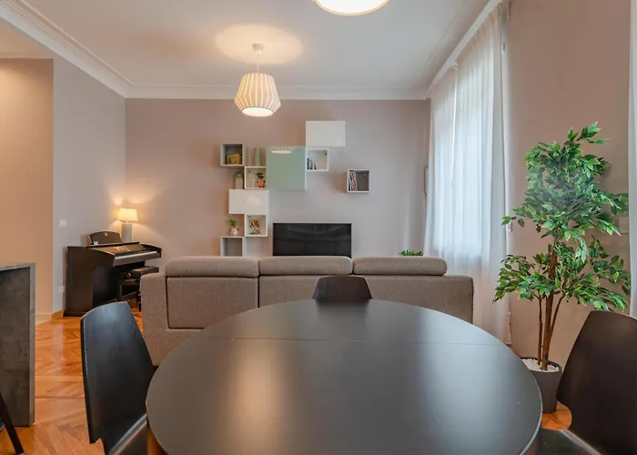 Nuvole Bianche Turin