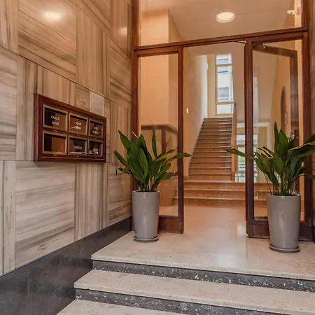 Nuvole Bianche Apartamento *